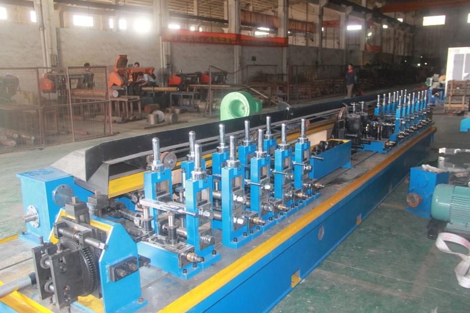 焊管設(shè)備生產(chǎn)廠要具備哪些優(yōu)點(diǎn)